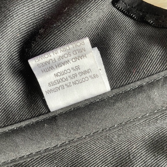 Black Steel Boned Lace Up Corset - Picture 7 of 9